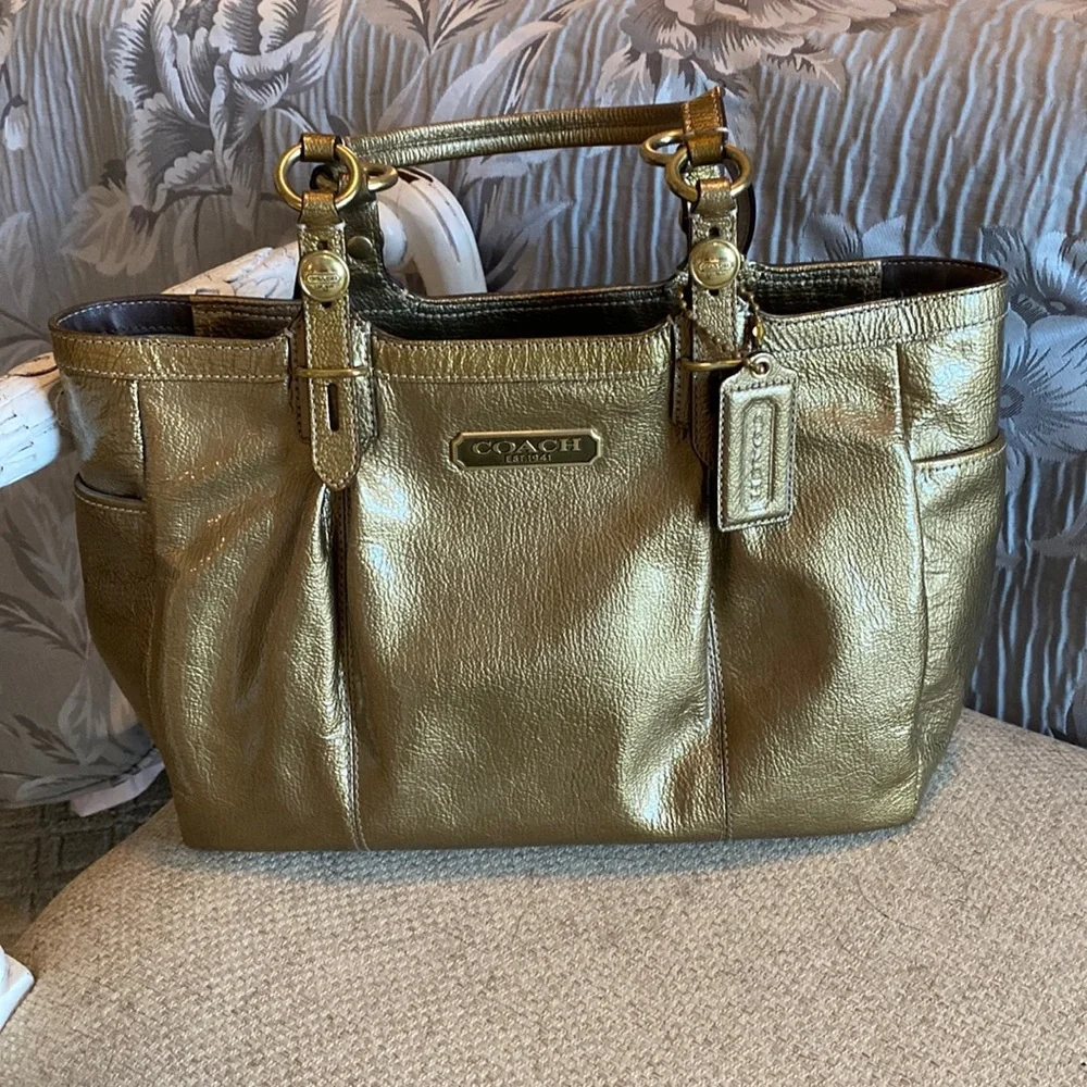 Coach Purse - Picture 1 of 2